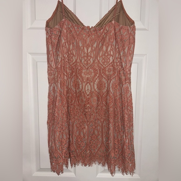 Selling this express dress, size XL, color pink / peach lace with tan underneath - Picture 2 of 2